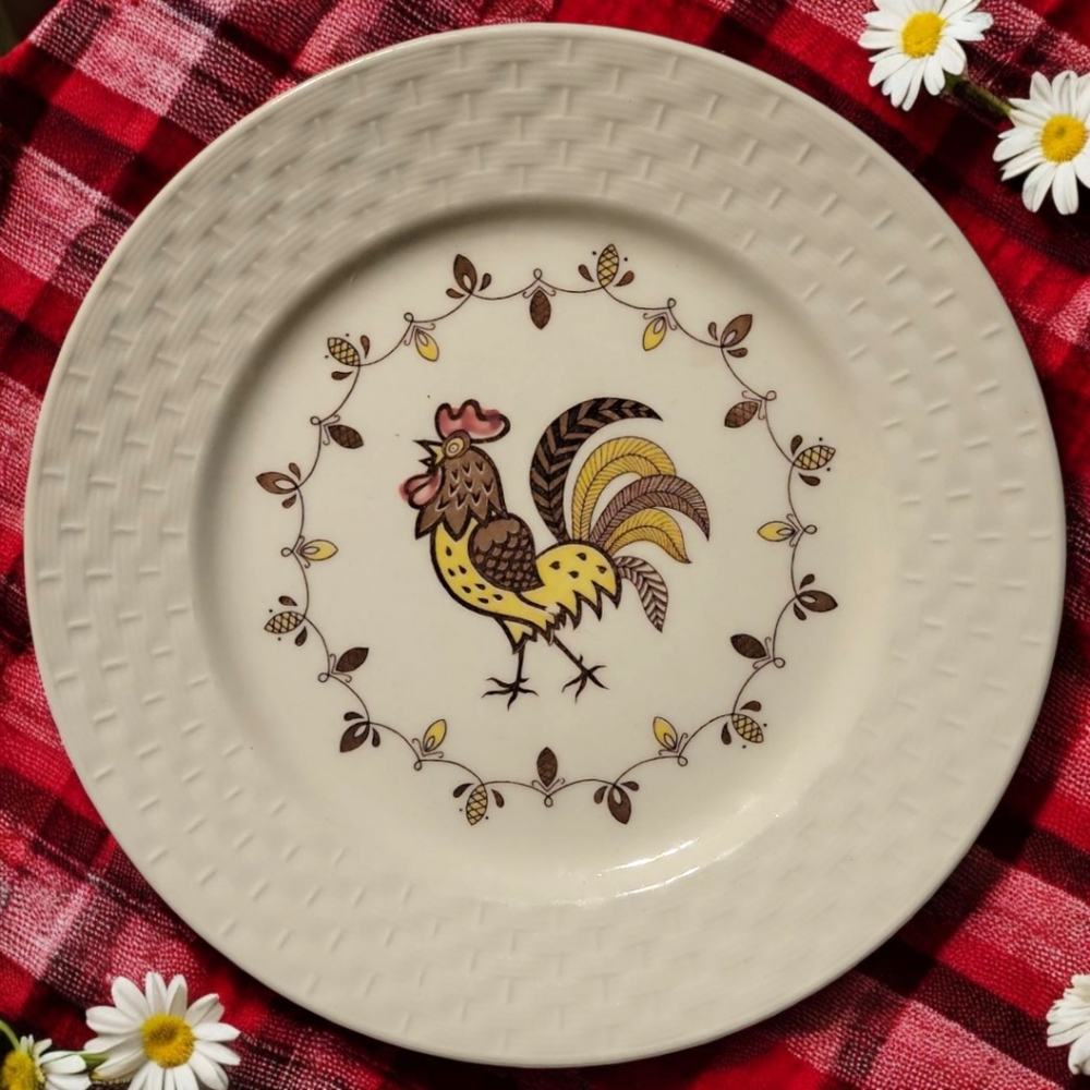 Vtg Mid Century Holmar Golden Rooster WW Dinner Plate 10” Basket Weave Japan
